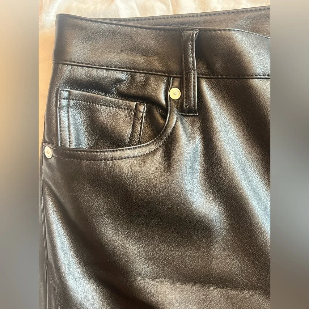 Blank NYC Black Faux Leather The Franklin Ribcage Wide-Leg Pants Size 30 - Picture 4 of 16
